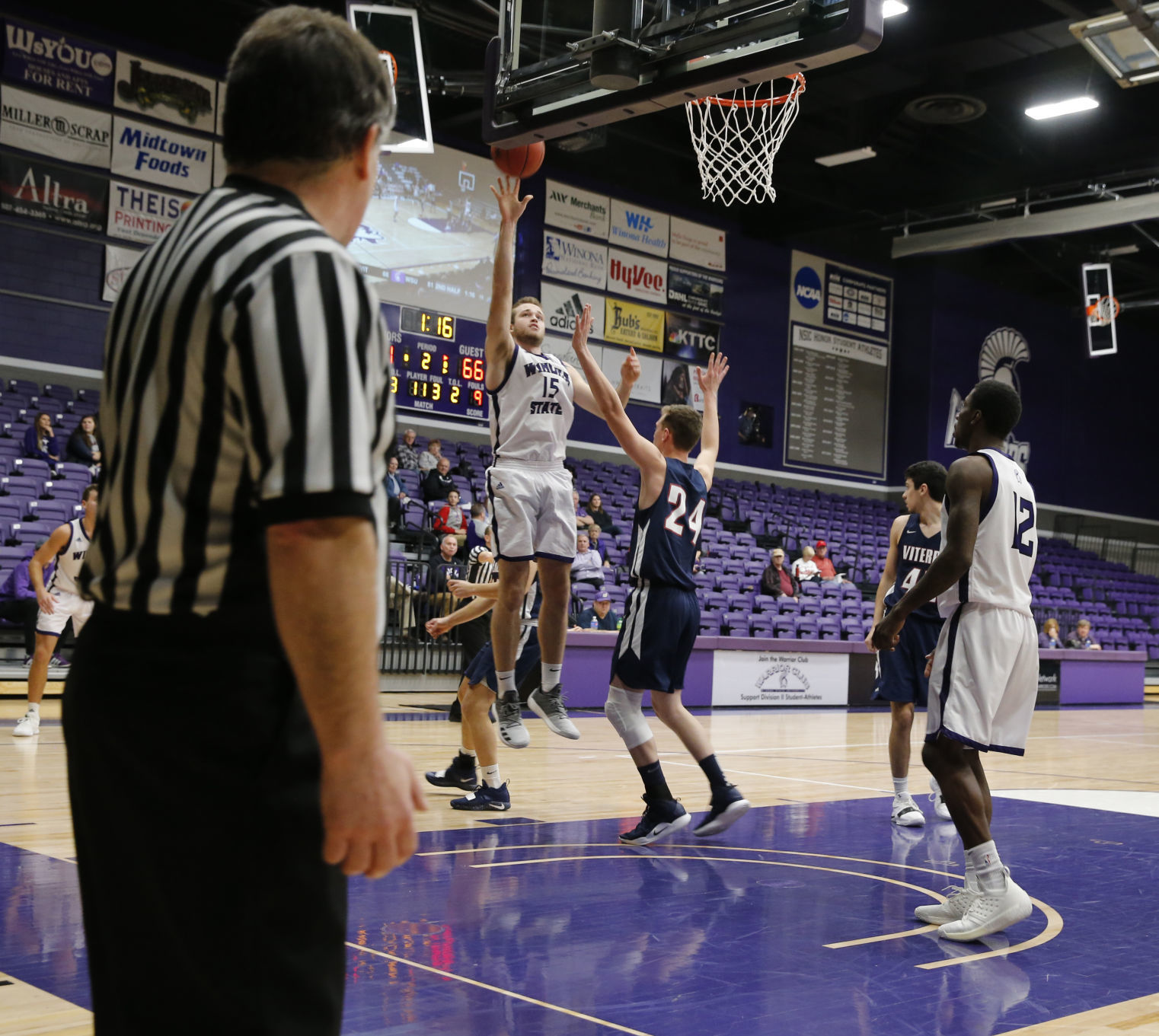 WSU MBB vs Viterbo 4